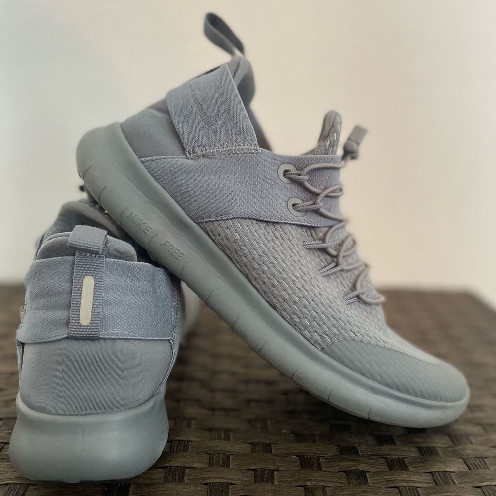 Nike running / slip on shoes
